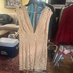 Light yellow lace v neck dress